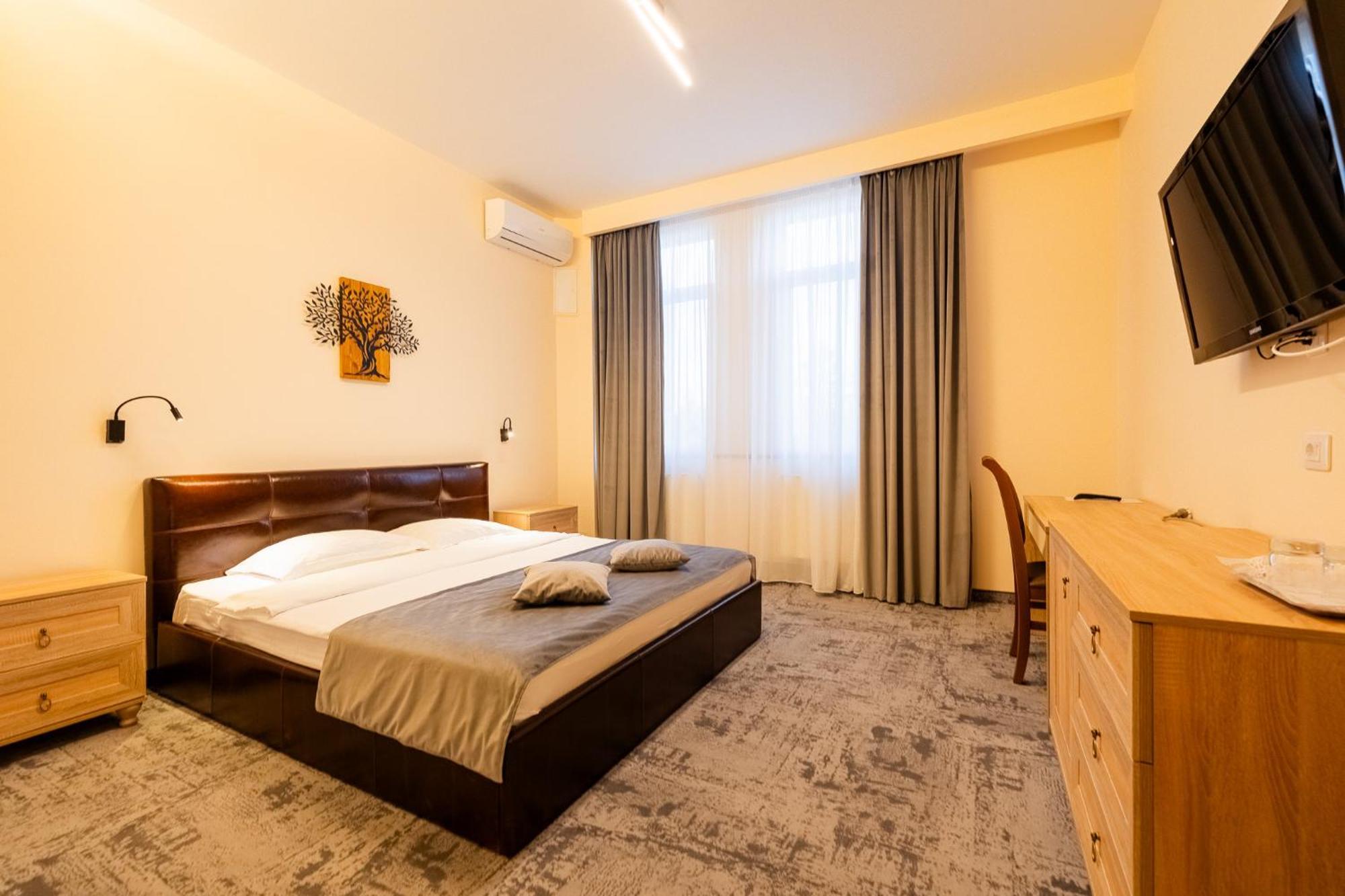 Pensiunea Floarea Soarelui Brasov Luaran gambar